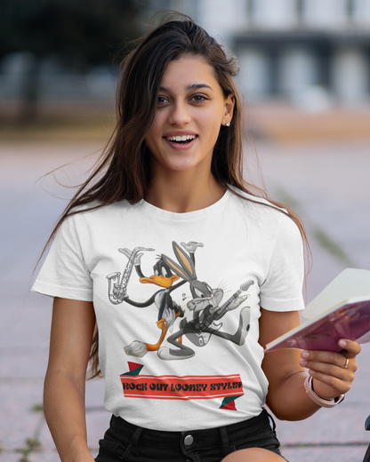 Printed T-Shirt - Regular Women - Rock Out Looney Style