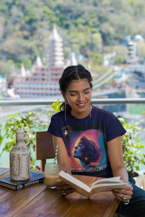 crop-top-mockup-of-a-happy-woman-reading-a-book-m33674